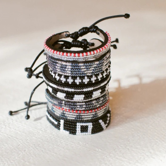 Love Bracelet - Picture 5 of 6